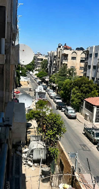شقة في الصناعة