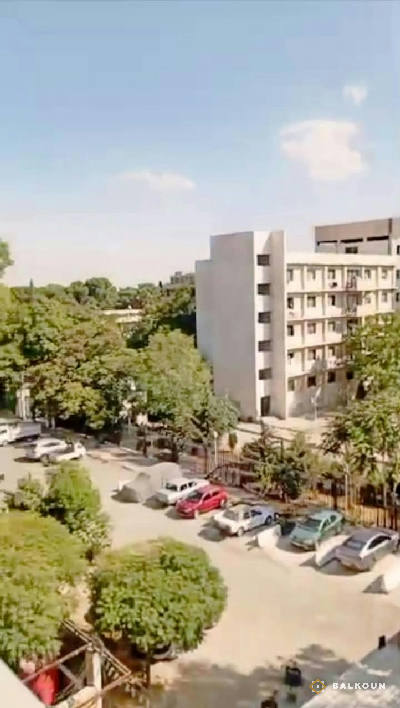 شقة في الصناعة